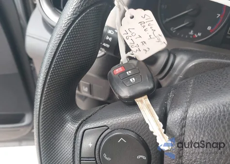 2018 Toyota Rav4 Le z USA, uszkodzony, nr VIN 2T3ZFREV1JW449117